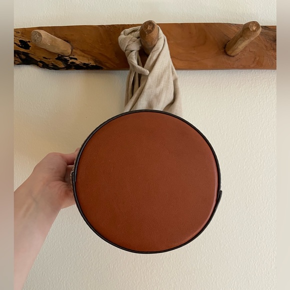 Staud Britt Bucket Bag - Picture 4 of 5